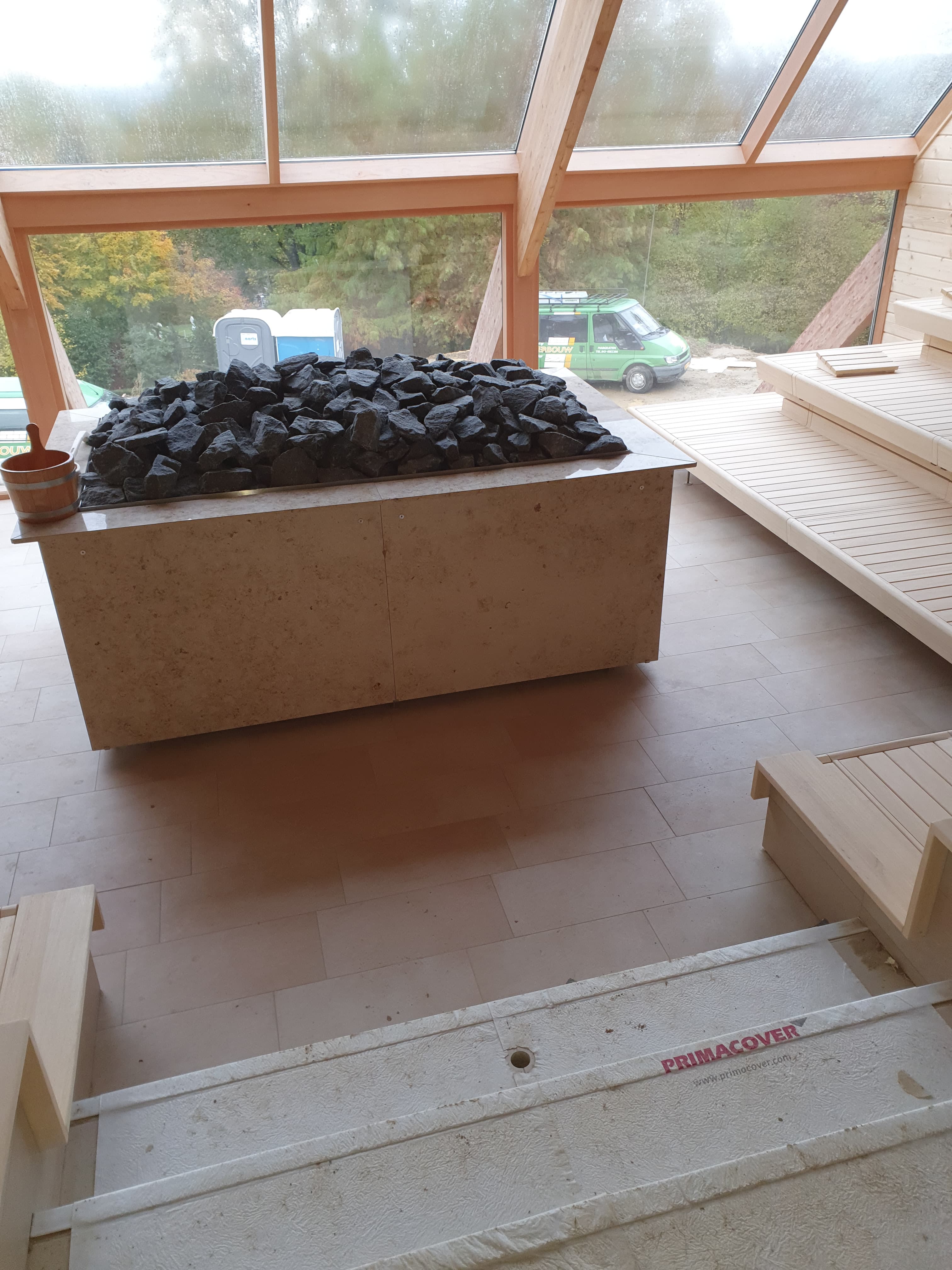 Glazurnicze wykończenie strefy SPA